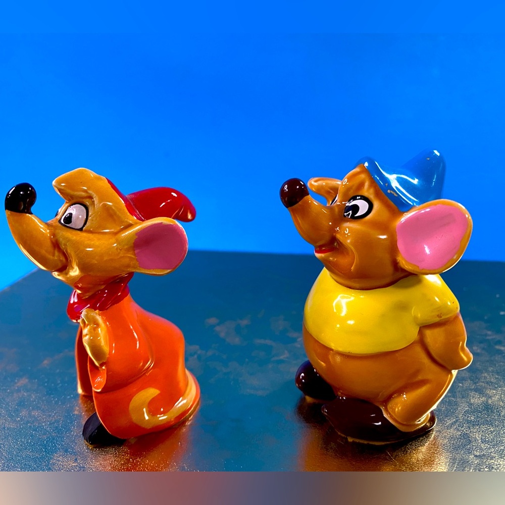Walt Disney Vintage Classic Cinderella Mice Jaq & Gus Porcelain Figurines Japan - Picture 3 of 12